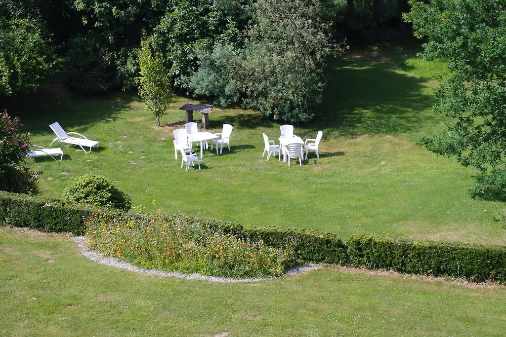 Hotel Le Roudou Fouesnant 2*,